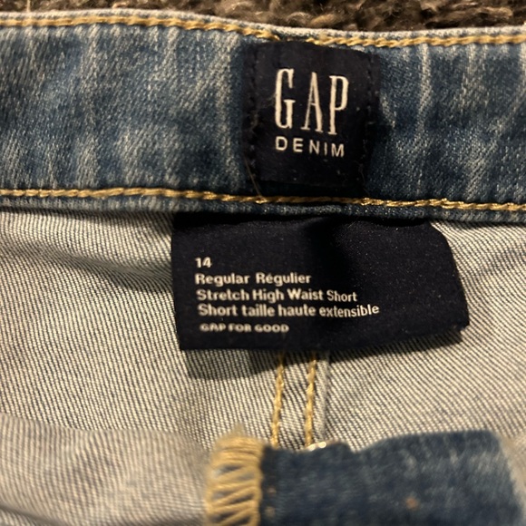 High Waisted Button Up denim shorts (14Girls) - Picture 3 of 3